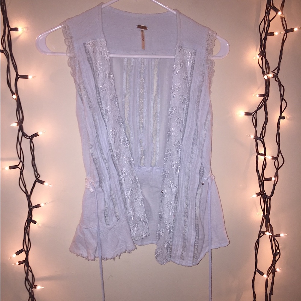 Freepeople. size 0. Wrap blouse.